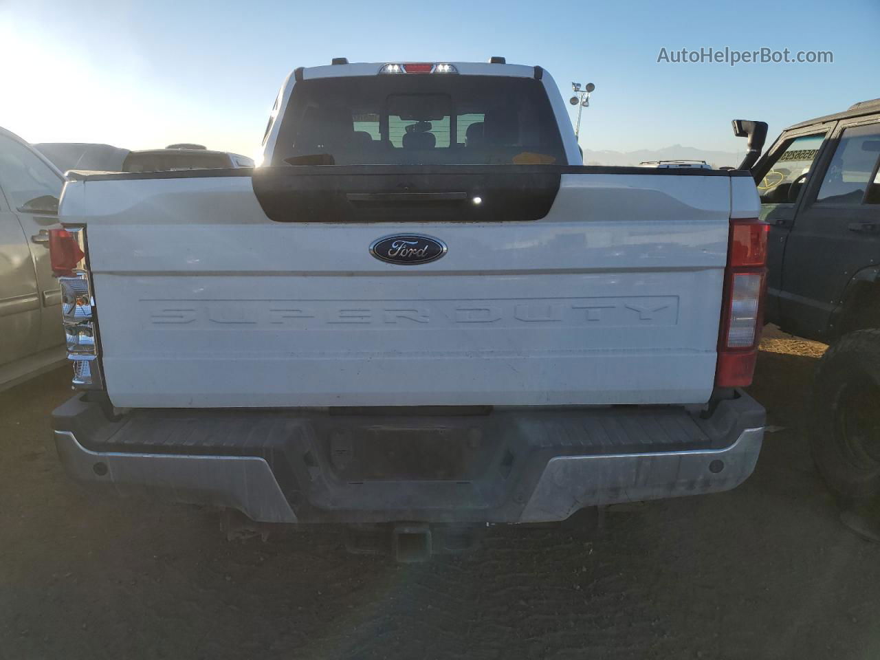 2020 Ford F350 Super Duty White vin: 1FT8W3BT7LEC67699