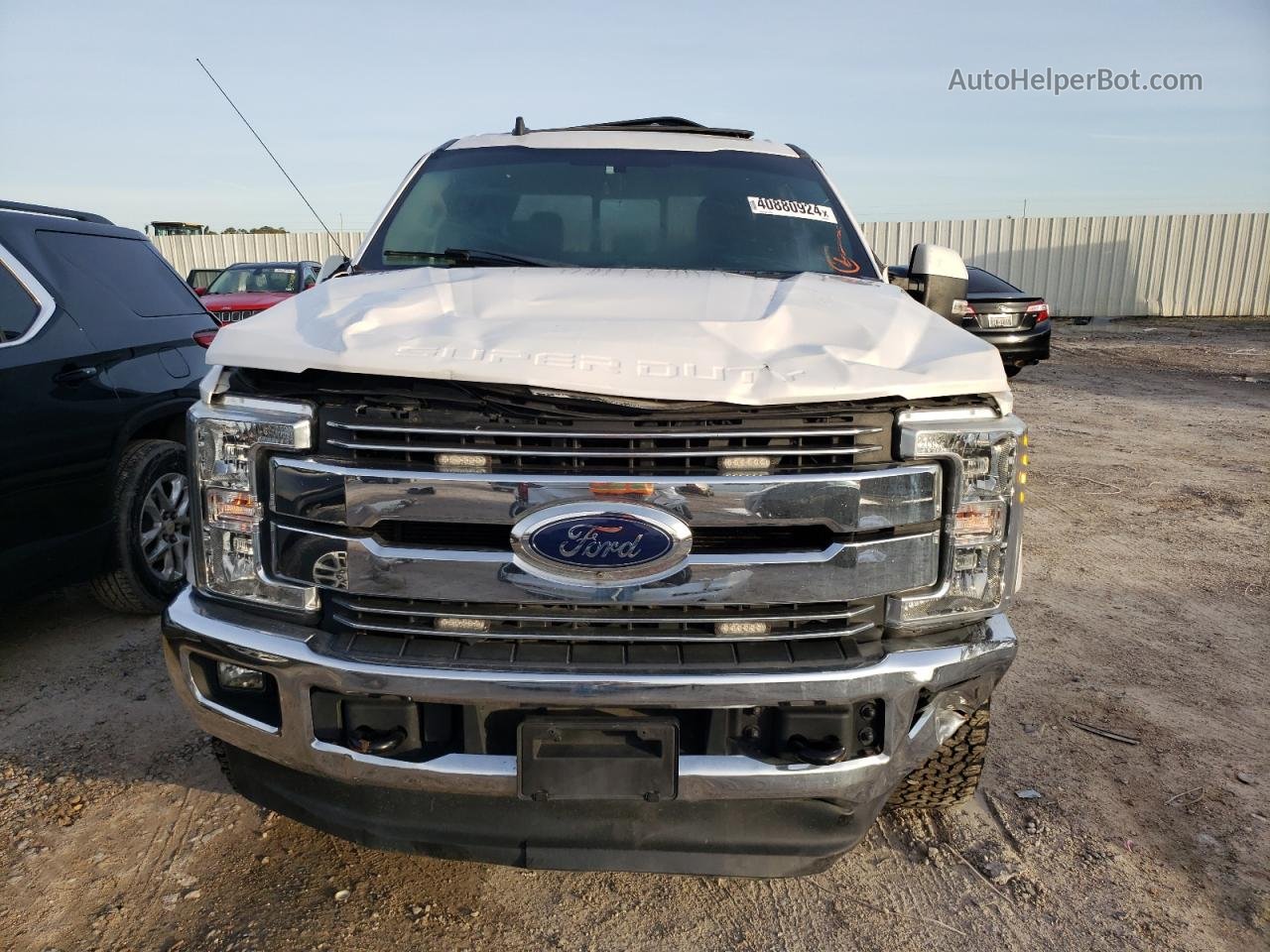 2019 Ford F350 Super Duty White vin: 1FT8W3BT8KEC22575