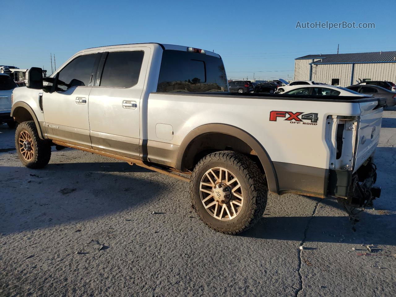 2017 Ford F350 Super Duty White vin: 1FT8W3BT9HEB64887