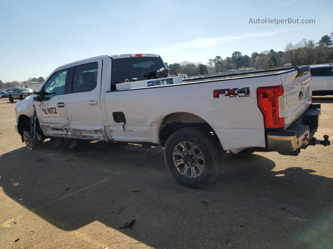 2019 Ford F350 Super Duty White vin: 1FT8W3BT9KEG73952