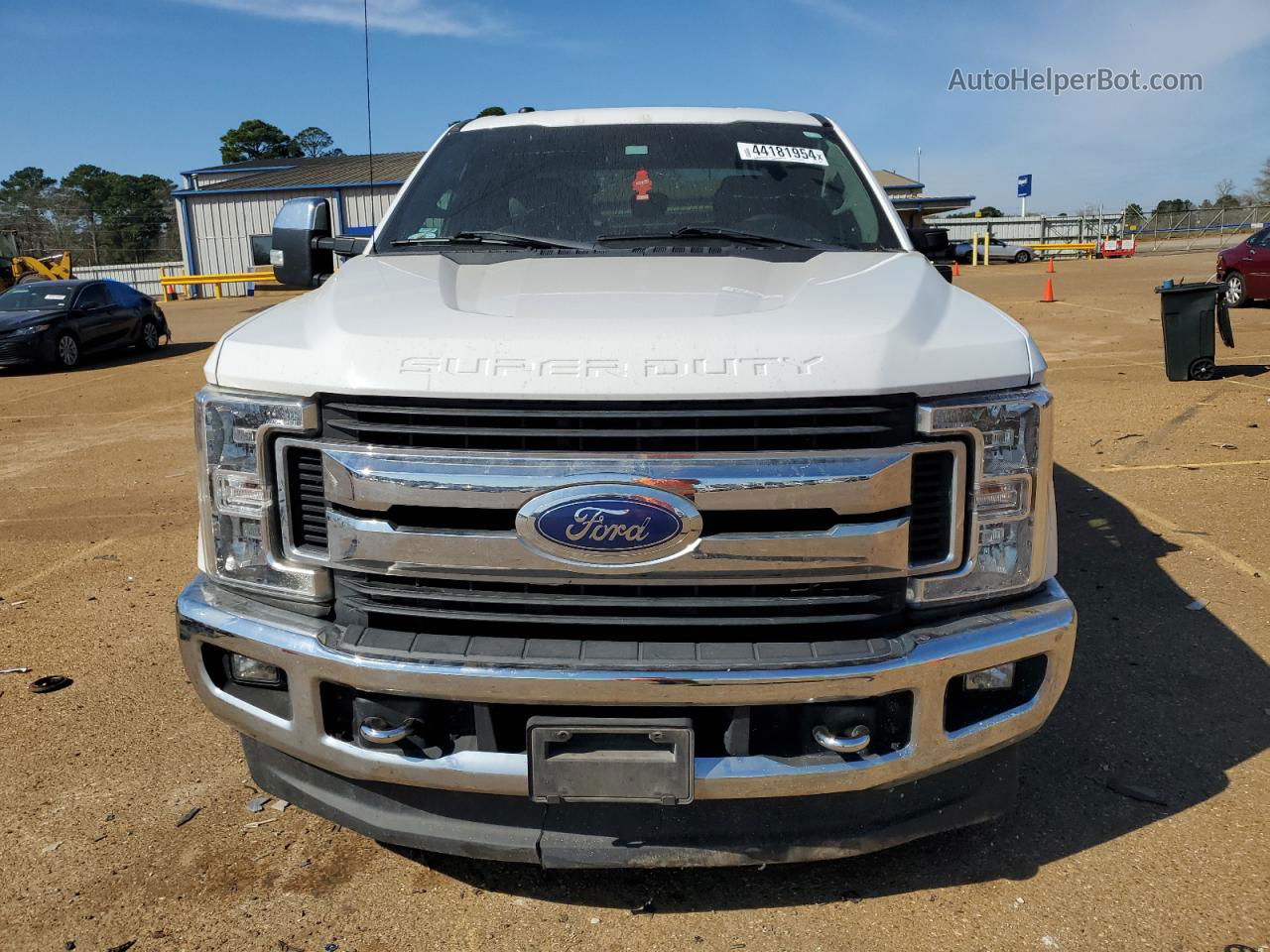 2019 Ford F350 Super Duty White vin: 1FT8W3BT9KEG73952