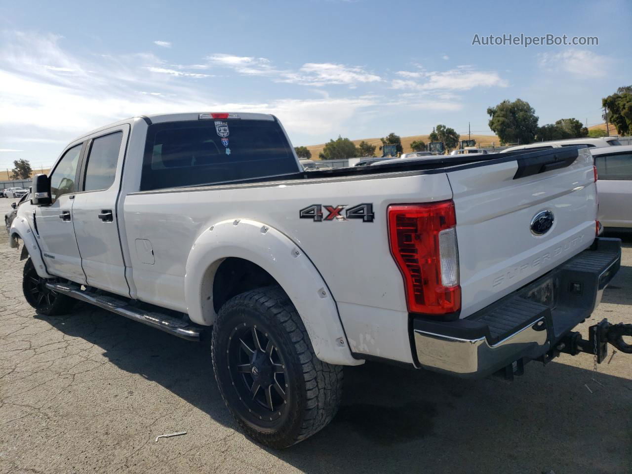 2017 Ford F350 Super Duty White vin: 1FT8W3BTXHEF49343