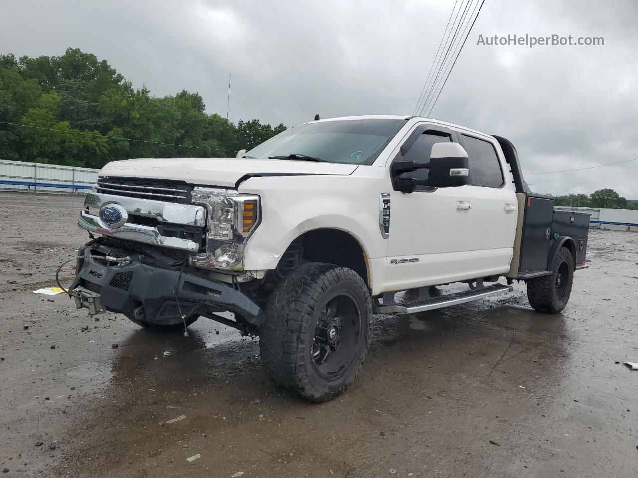 2019 Ford F350 Super Duty White vin: 1FT8W3BTXKEC74113