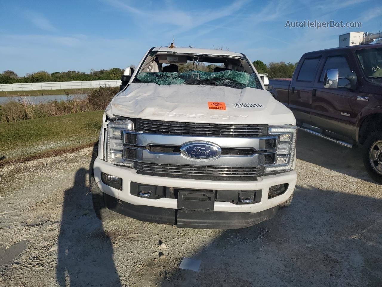 2019 Ford F350 Super Duty White vin: 1FT8W3BTXKEG33993