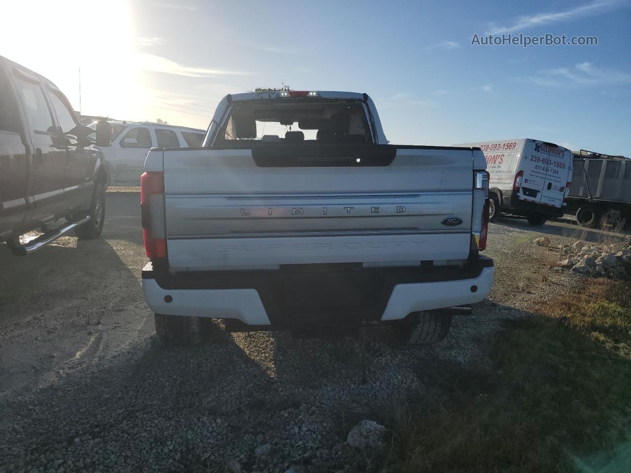 2019 Ford F350 Super Duty White vin: 1FT8W3BTXKEG33993