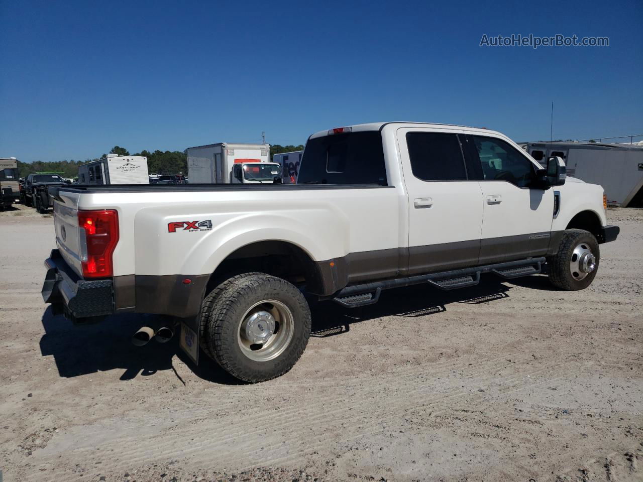 2017 Ford F350 Super Duty White vin: 1FT8W3DT1HED25925