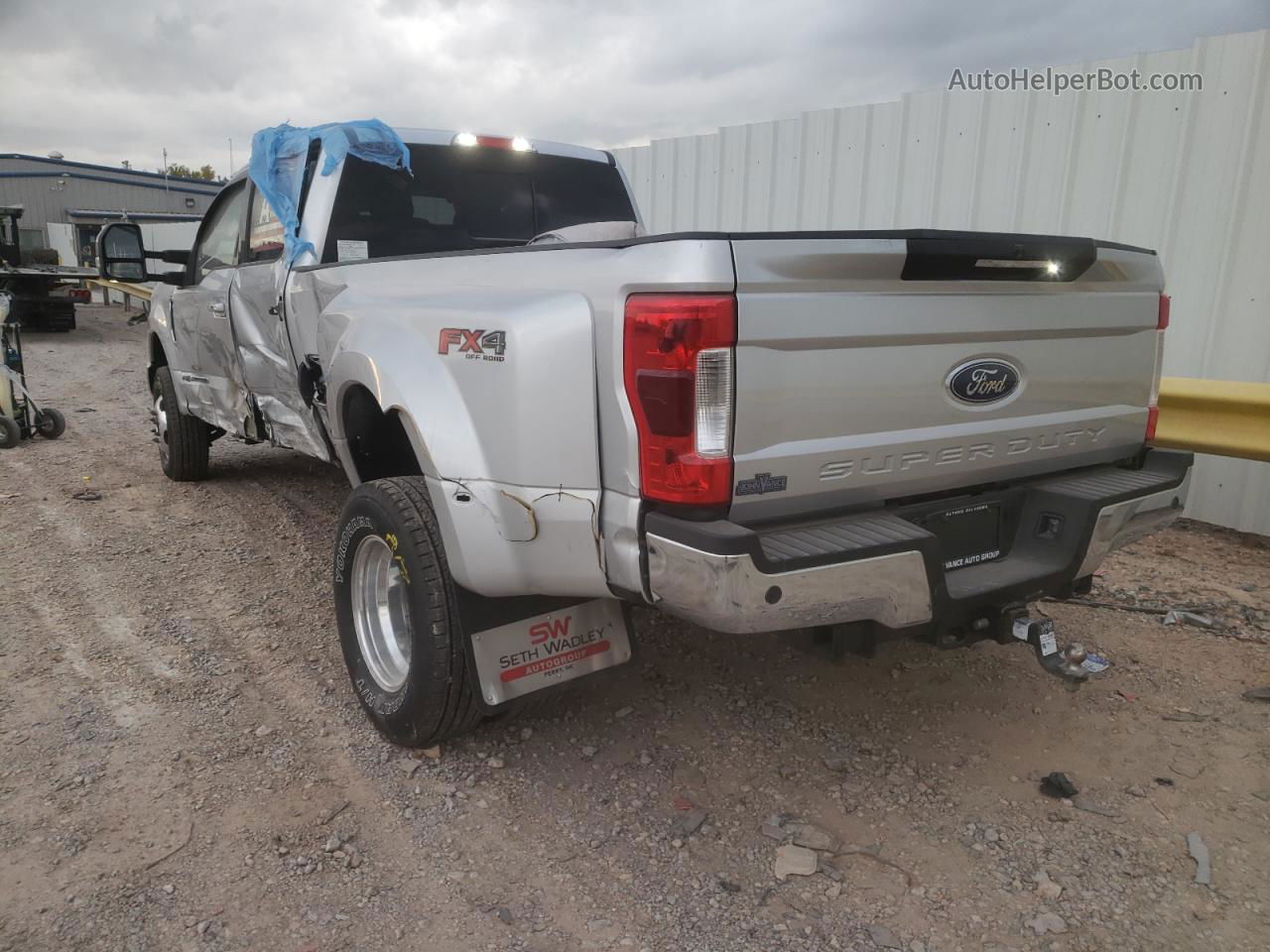 2019 Ford F350 Super Duty Silver vin: 1FT8W3DT2KEC22939