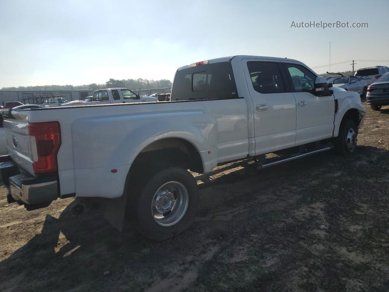 2019 Ford F350 Super Duty White vin: 1FT8W3DT2KEF00450