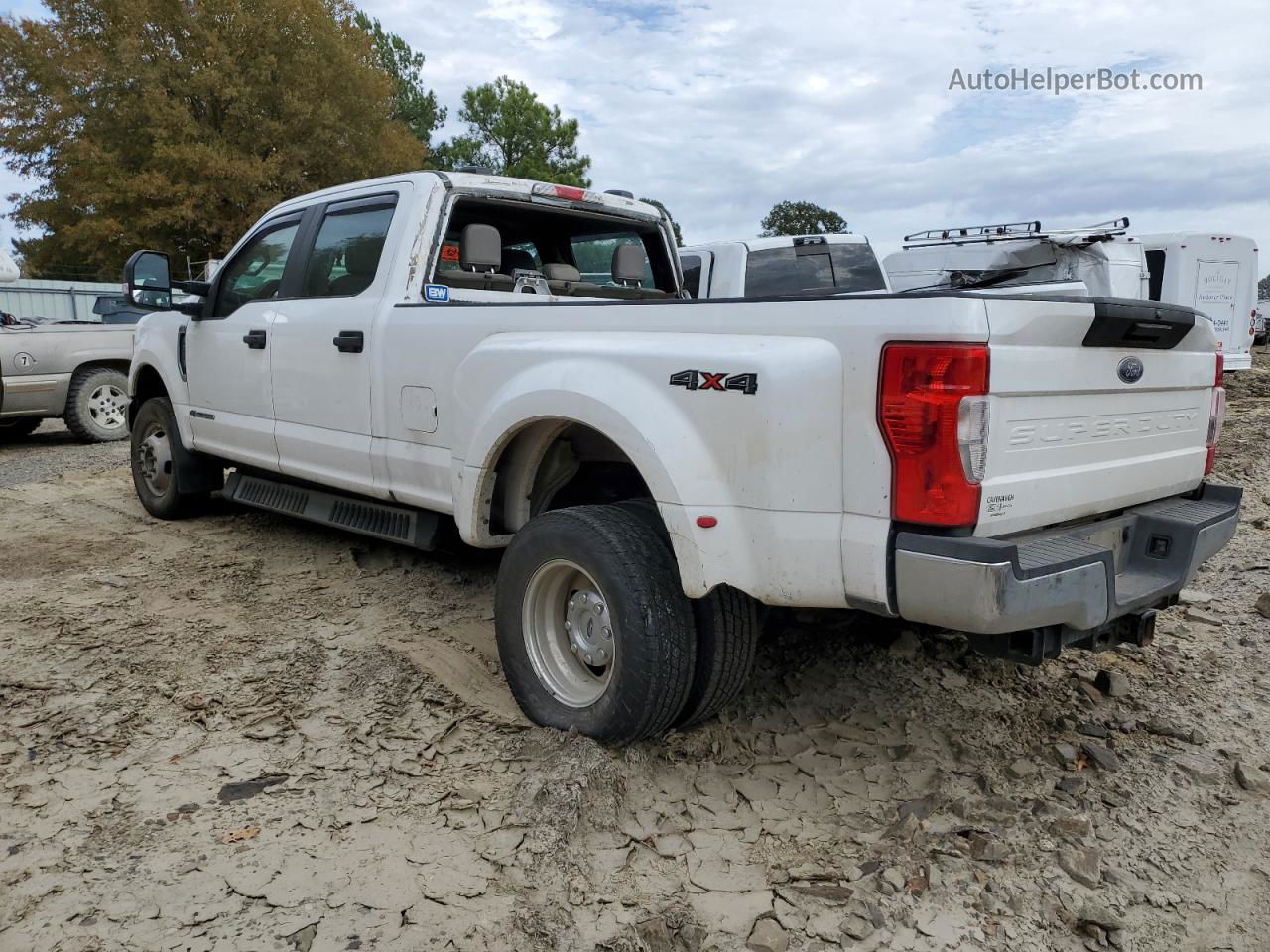 2020 Ford F350 Super Duty White vin: 1FT8W3DT2LEE57228