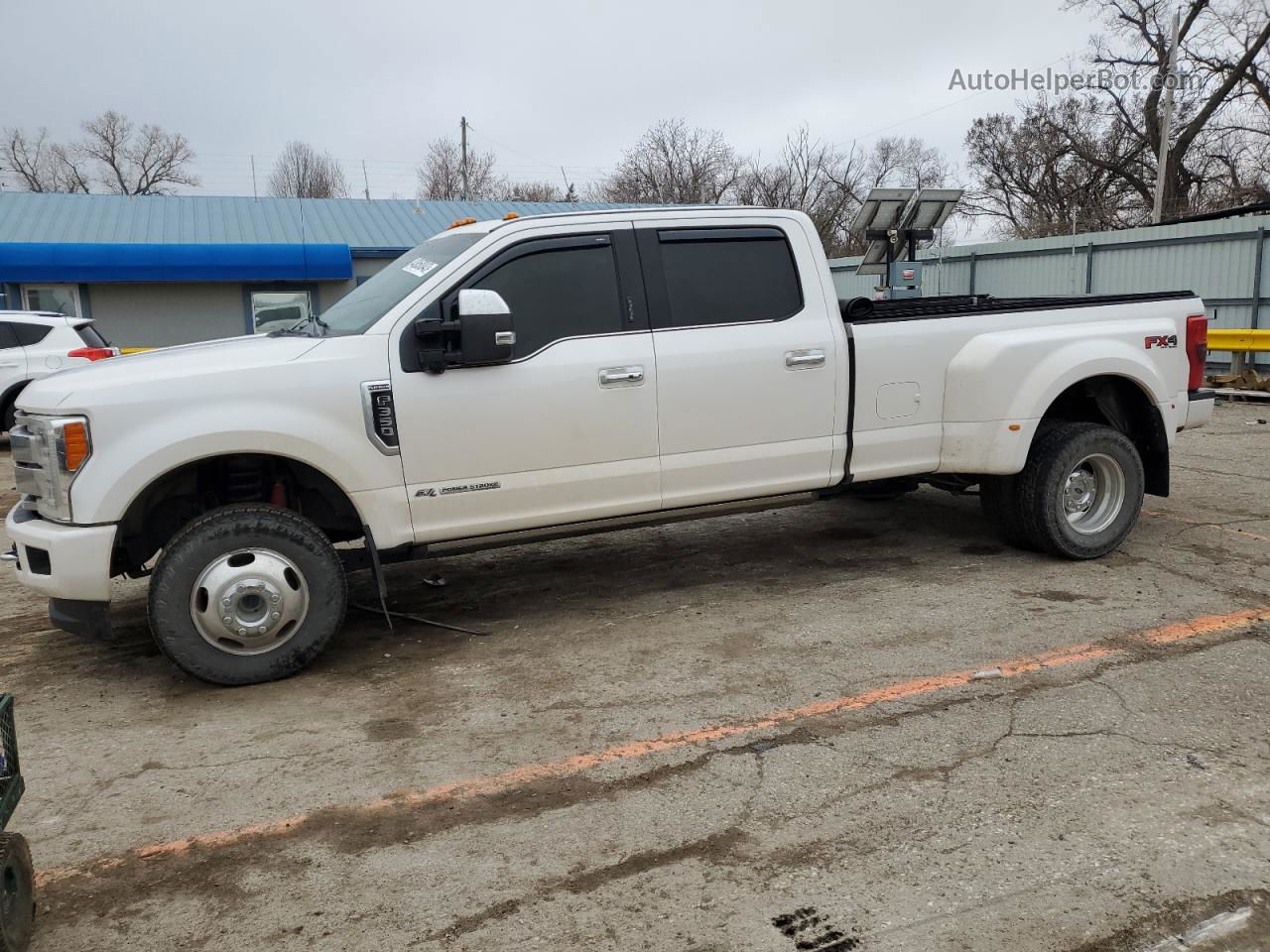 2017 Ford F350 Super Duty White vin: 1FT8W3DT3HEE70934