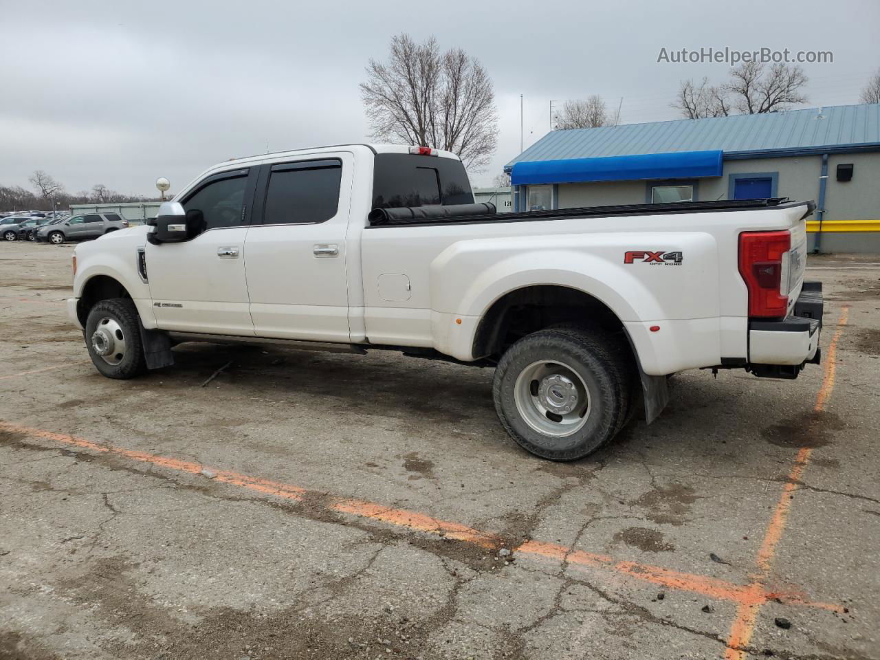 2017 Ford F350 Super Duty White vin: 1FT8W3DT3HEE70934