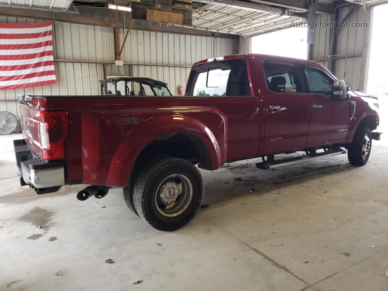 2019 Ford F350 Super Duty Red vin: 1FT8W3DT3KEG73572