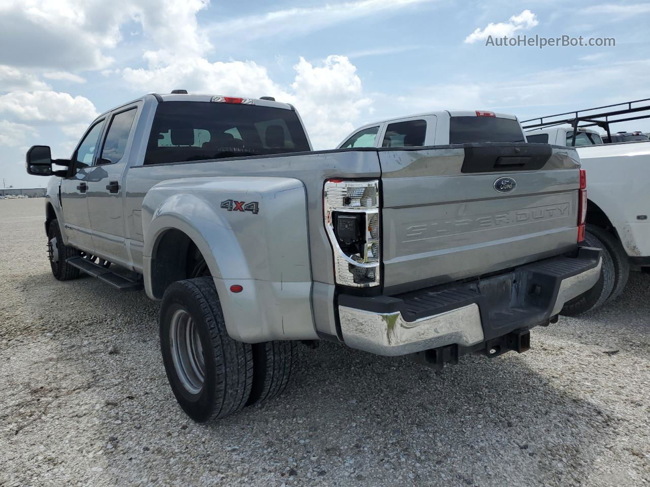 2020 Ford F350 Super Duty Silver vin: 1FT8W3DT3LEC44045