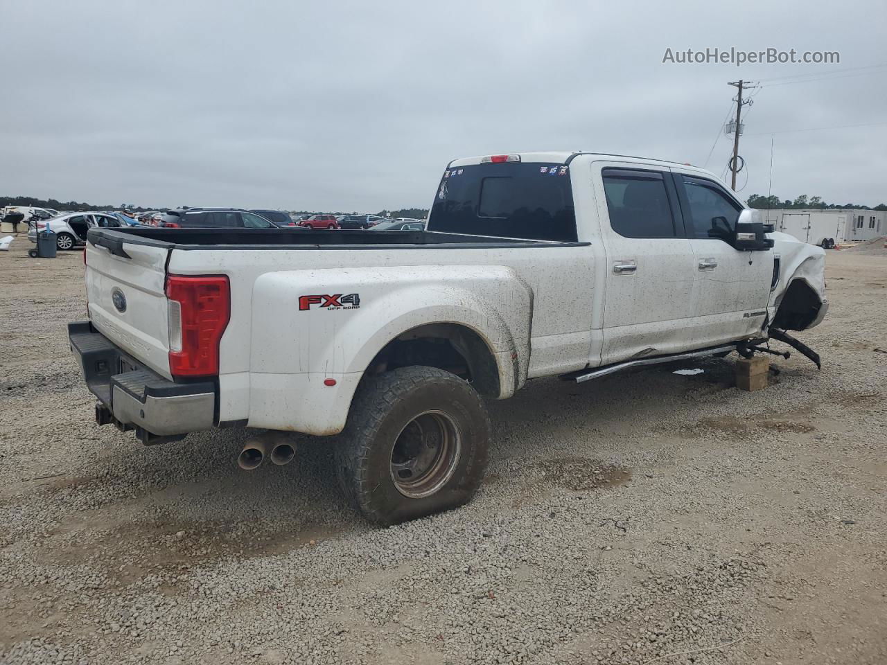 2017 Ford F350 Super Duty White vin: 1FT8W3DT4HEE17241