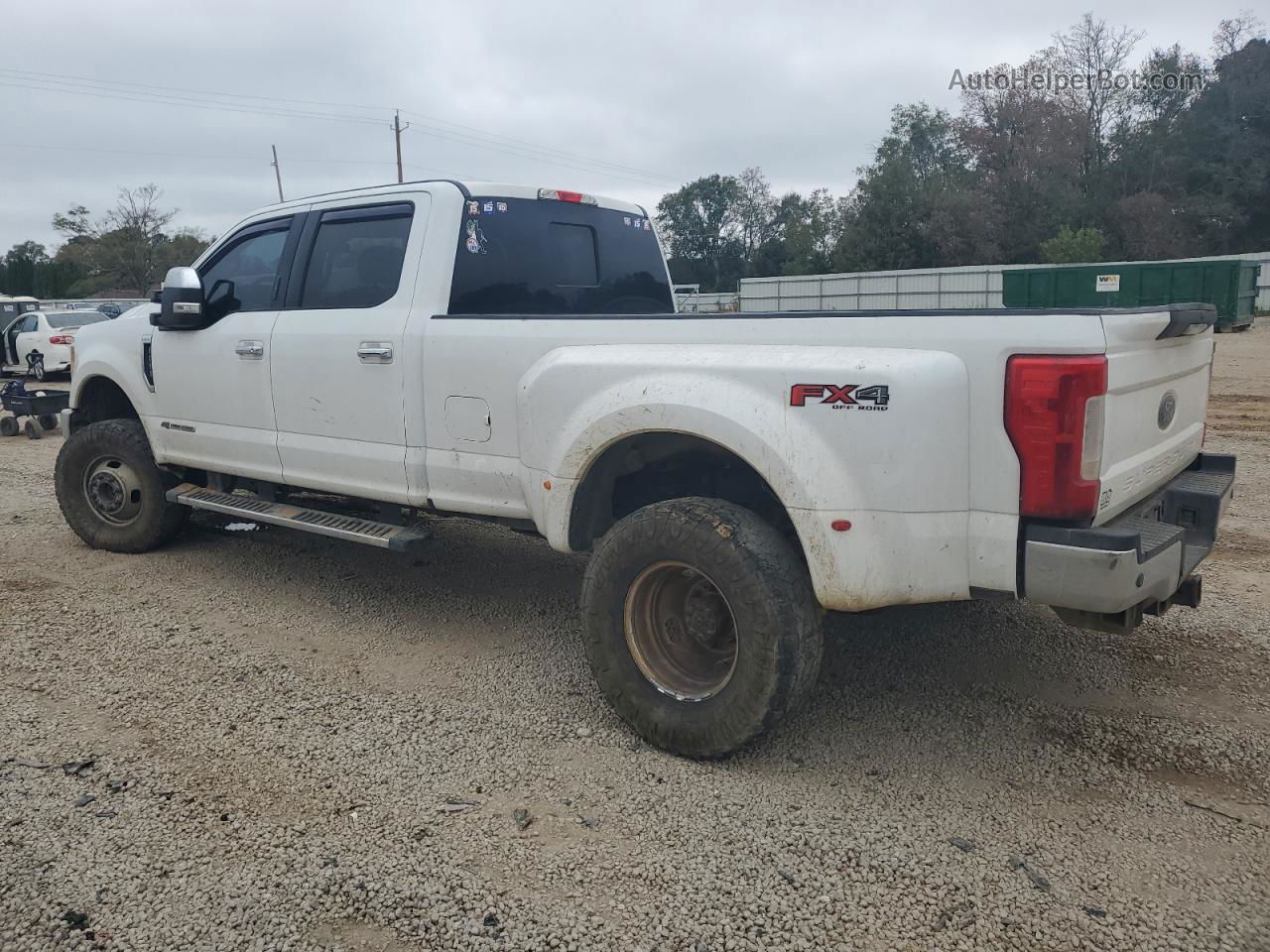 2017 Ford F350 Super Duty White vin: 1FT8W3DT4HEE17241