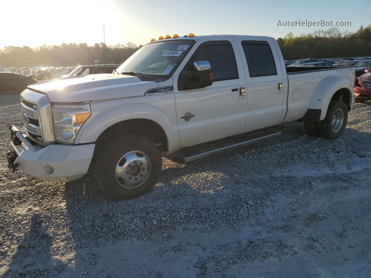 2016 Ford F350 Super Duty White vin: 1FT8W3DT5GEC22375