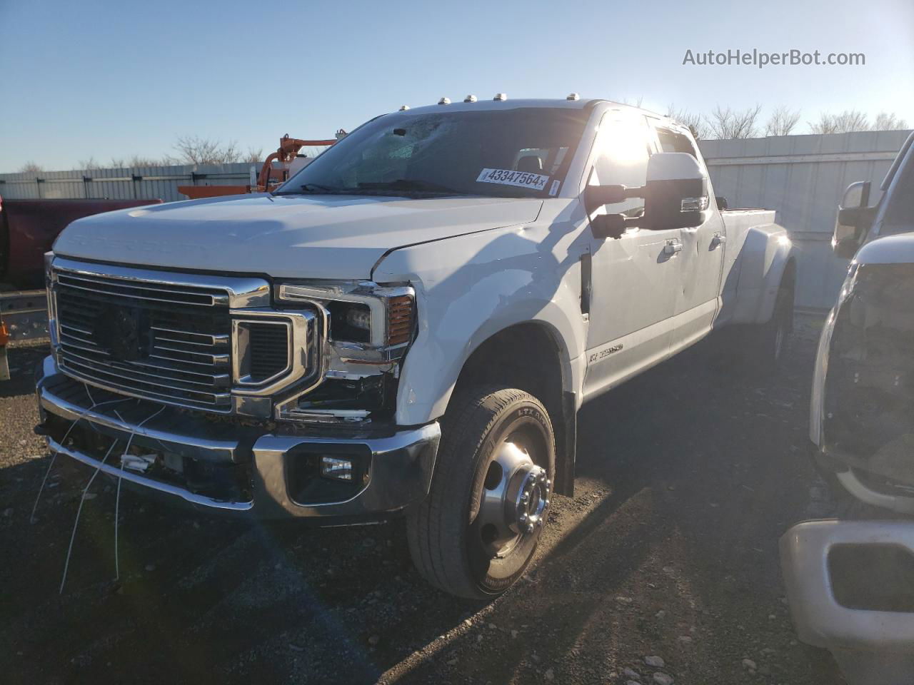 2020 Ford F350 Super Duty White vin: 1FT8W3DT5LED16413