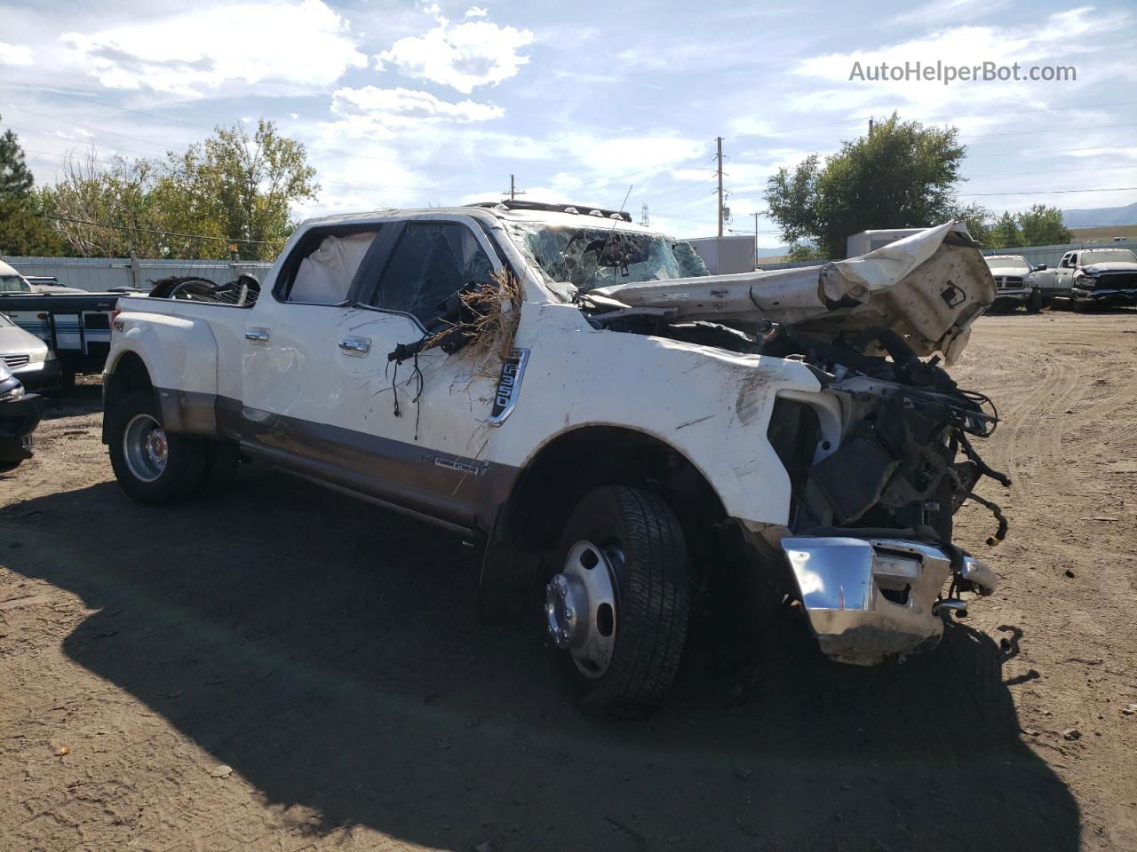 2020 Ford F350 Super Duty White vin: 1FT8W3DT5LED84758