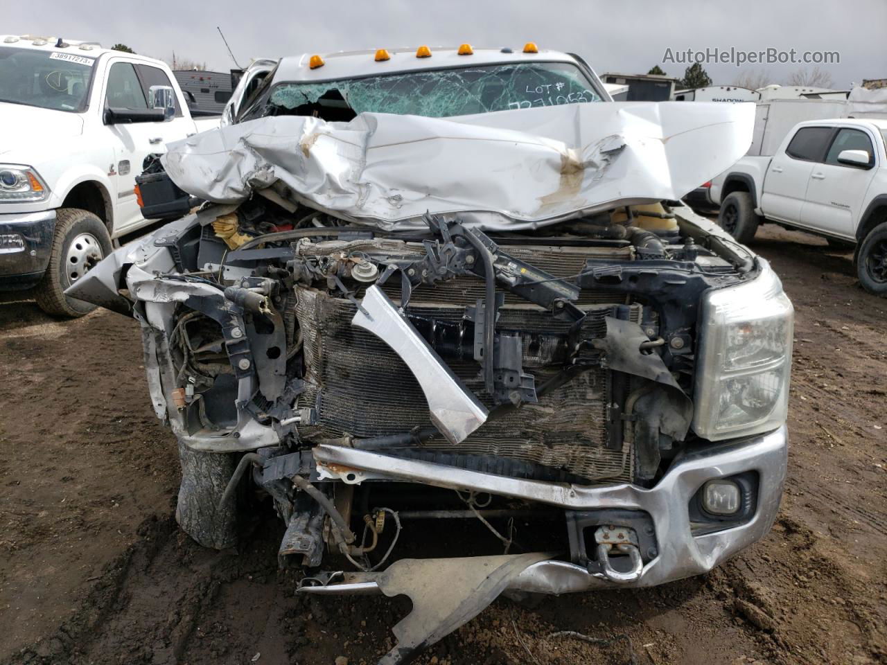 2014 Ford F350 Super Duty Silver vin: 1FT8W3DT6EEA32890