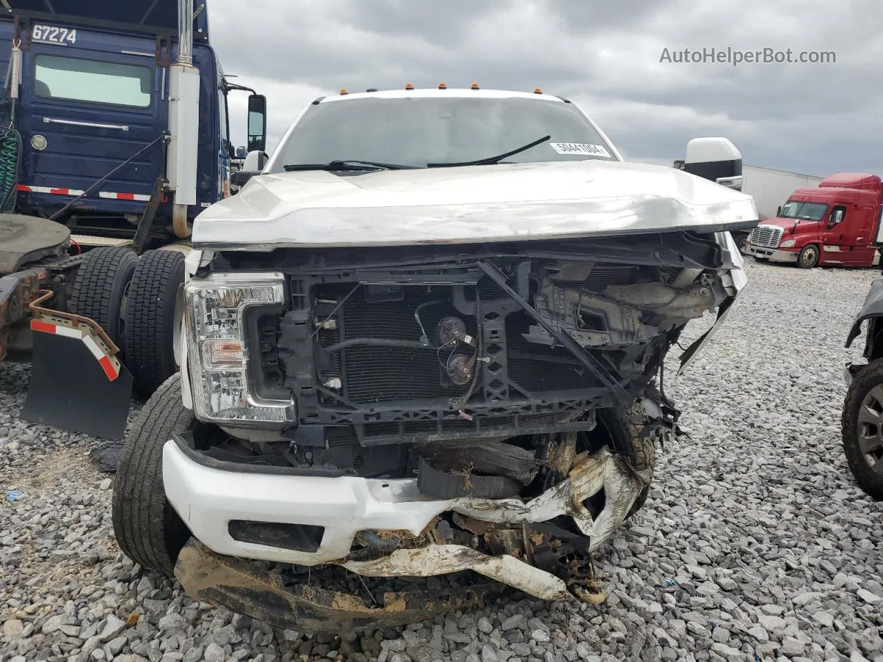 2017 Ford F350 Super Duty White vin: 1FT8W3DT6HEE78736