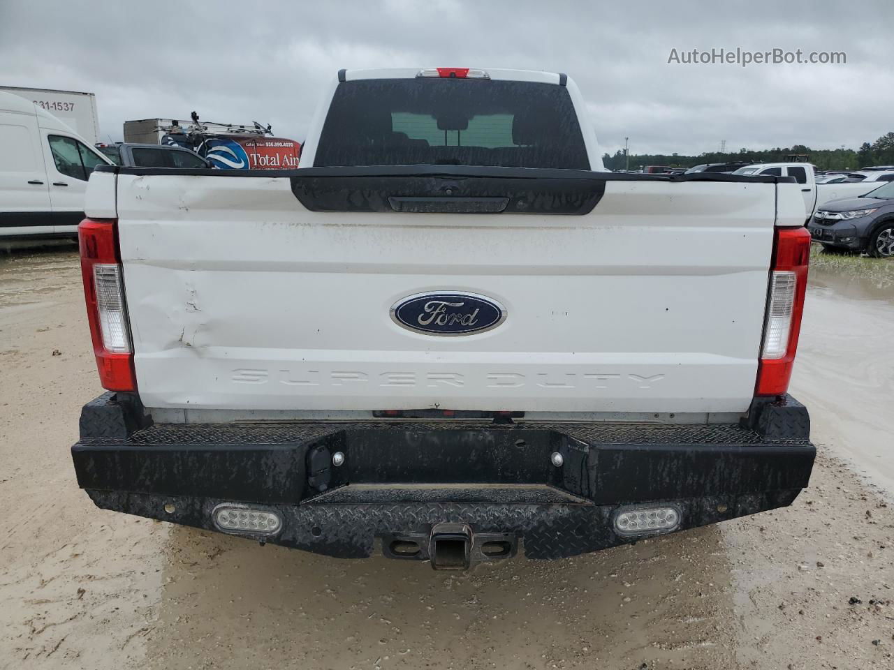 2019 Ford F350 Super Duty White vin: 1FT8W3DT7KED63263