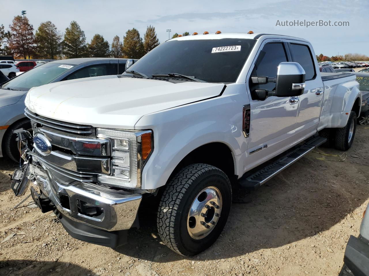 2017 Ford F350 Super Duty White vin: 1FT8W3DT9HED57716