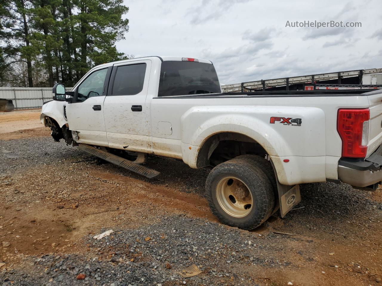 2019 Ford F350 Super Duty White vin: 1FT8W3DT9KEG06930