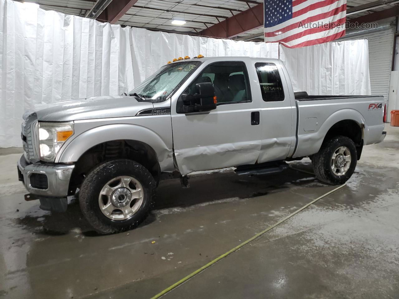 2014 Ford F350 Super Duty Silver vin: 1FT8X3B62EEA06717