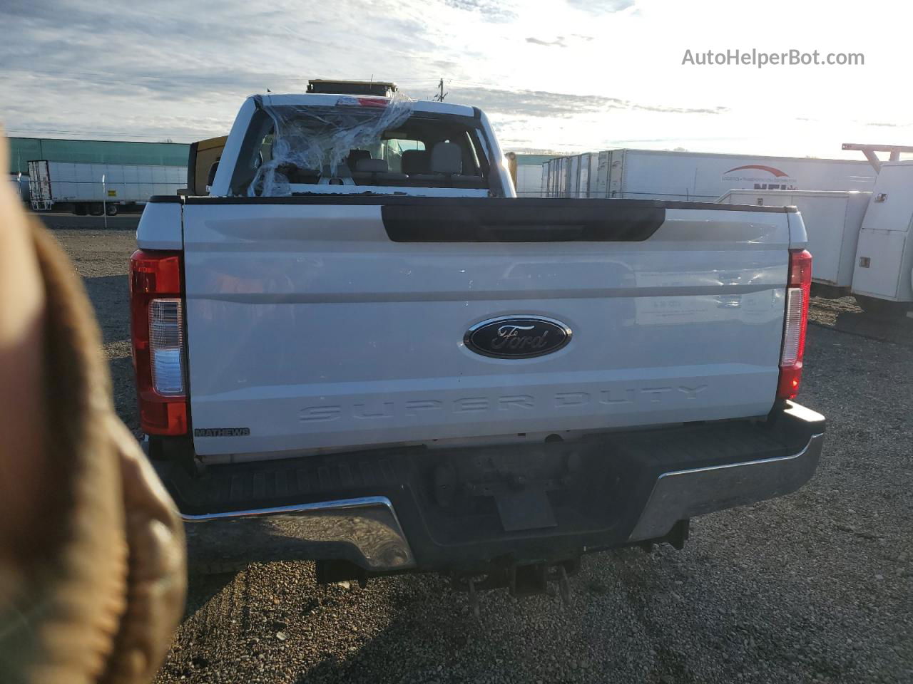 2017 Ford F350 Super Duty White vin: 1FT8X3BT6HEB46151