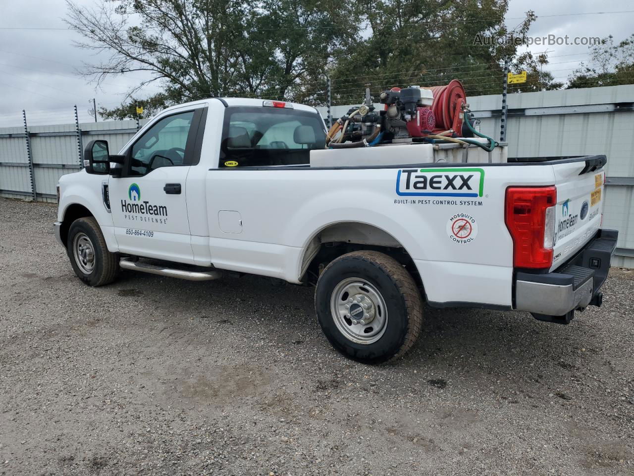 2018 Ford F250 Super Duty White vin: 1FTBF2A66JEC73941