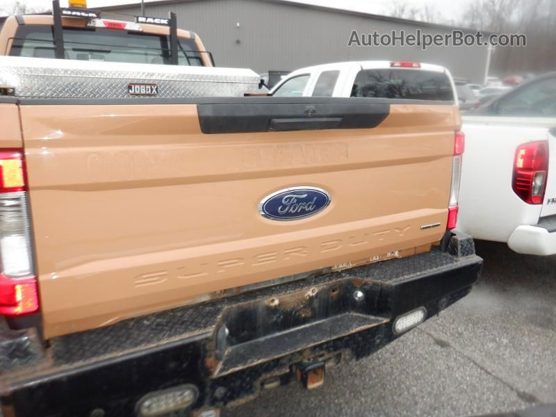 2018 Ford F-250 Xl vin: 1FTBF2A66JEC83689