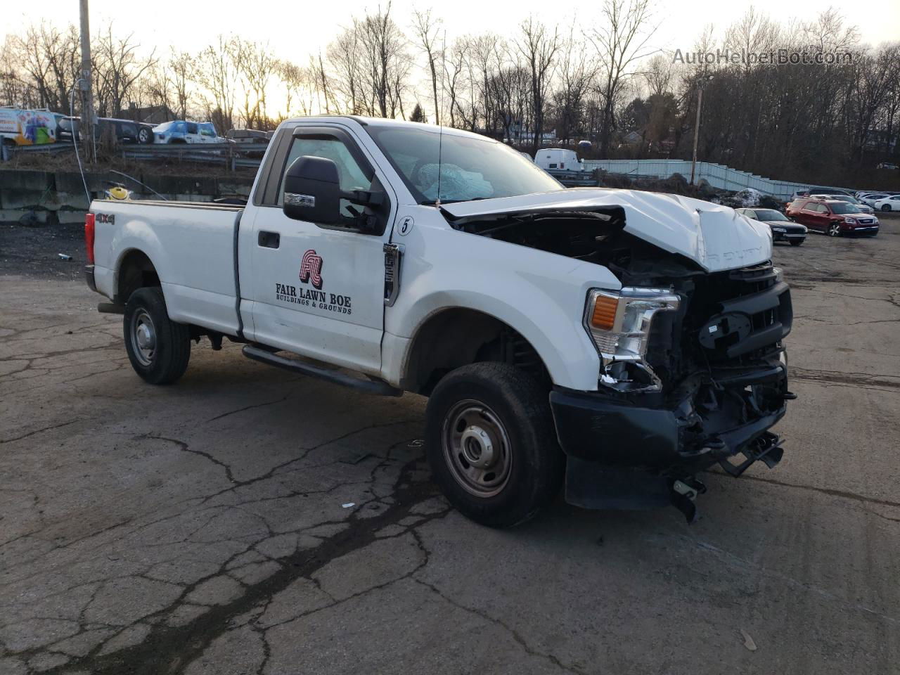 2020 Ford F250 Super Duty White vin: 1FTBF2B62LEC30618