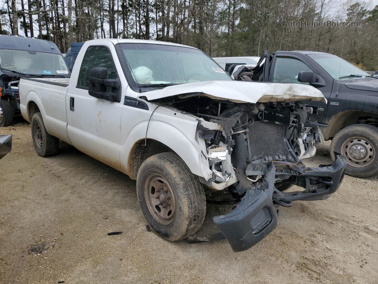 2014 Ford F350 Super Duty White vin: 1FTBF3A65EEA04261