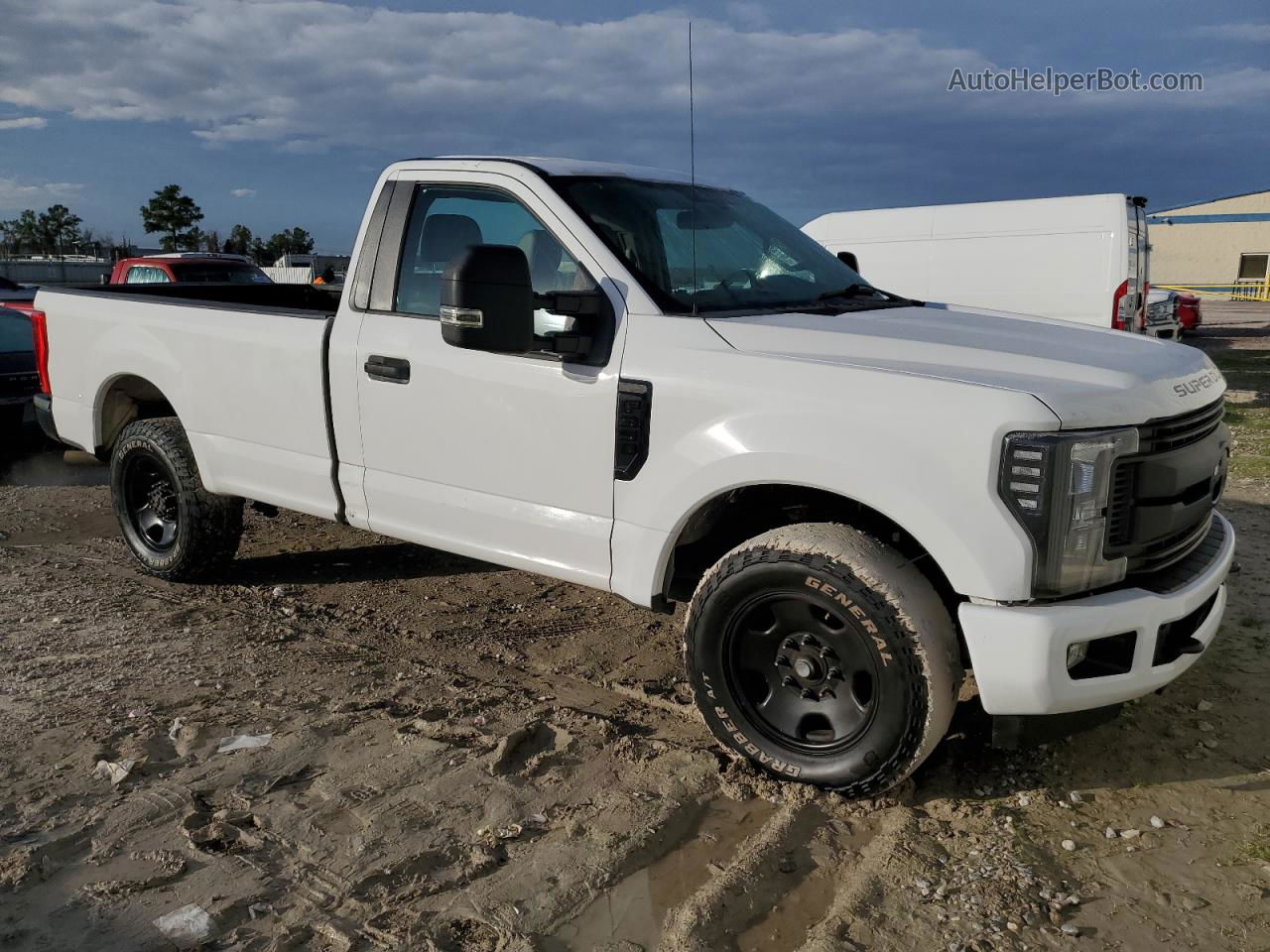 2019 Ford F350 Super Duty White vin: 1FTBF3A66KEE44341