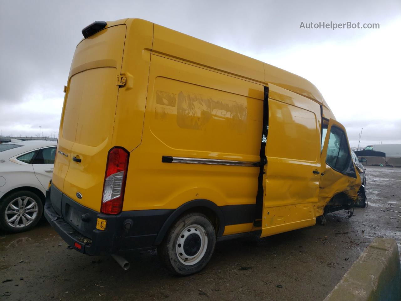 2020 Ford Transit T-250 Yellow vin: 1FTBR1X80LKA72891