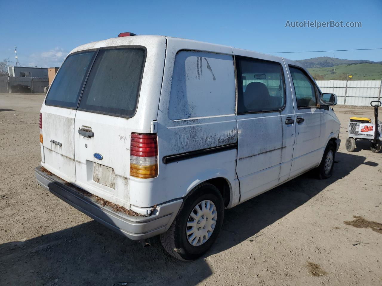 1996 Ford Aerostar  White vin: 1FTDA14U8TZB40492