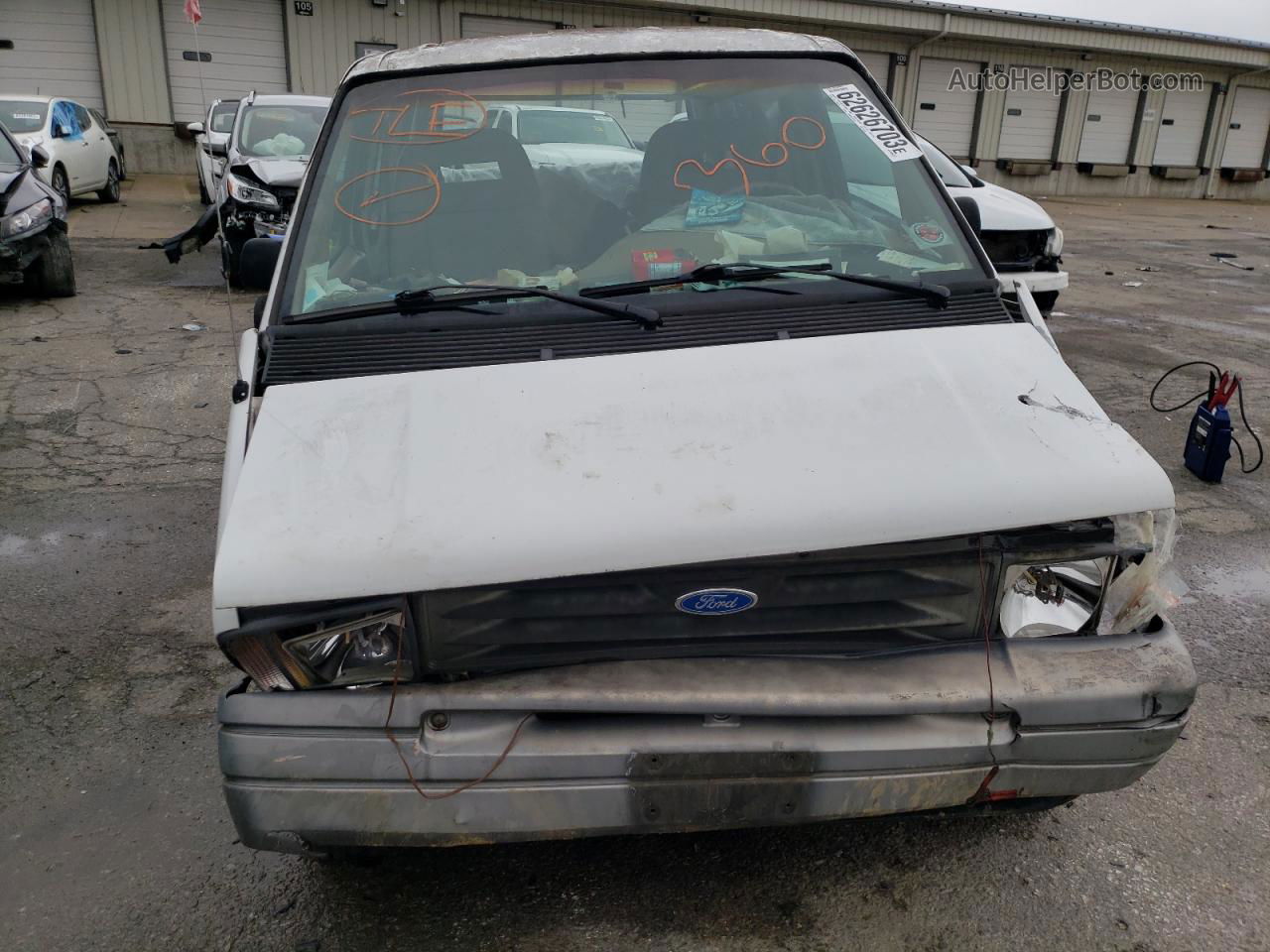 1996 Ford Aerostar  White vin: 1FTDA14UXTZB21488