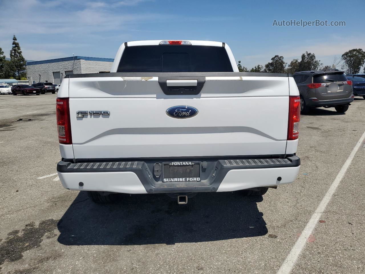 2017 Ford F150 Supercrew White vin: 1FTEW1CG0HKD10071