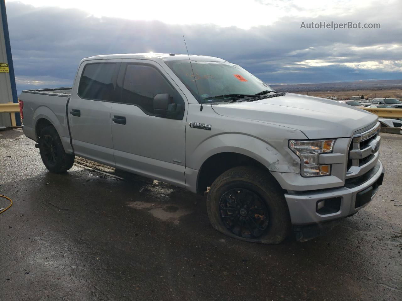 2017 Ford F150 Supercrew Серебряный vin: 1FTEW1CG9HKD00932