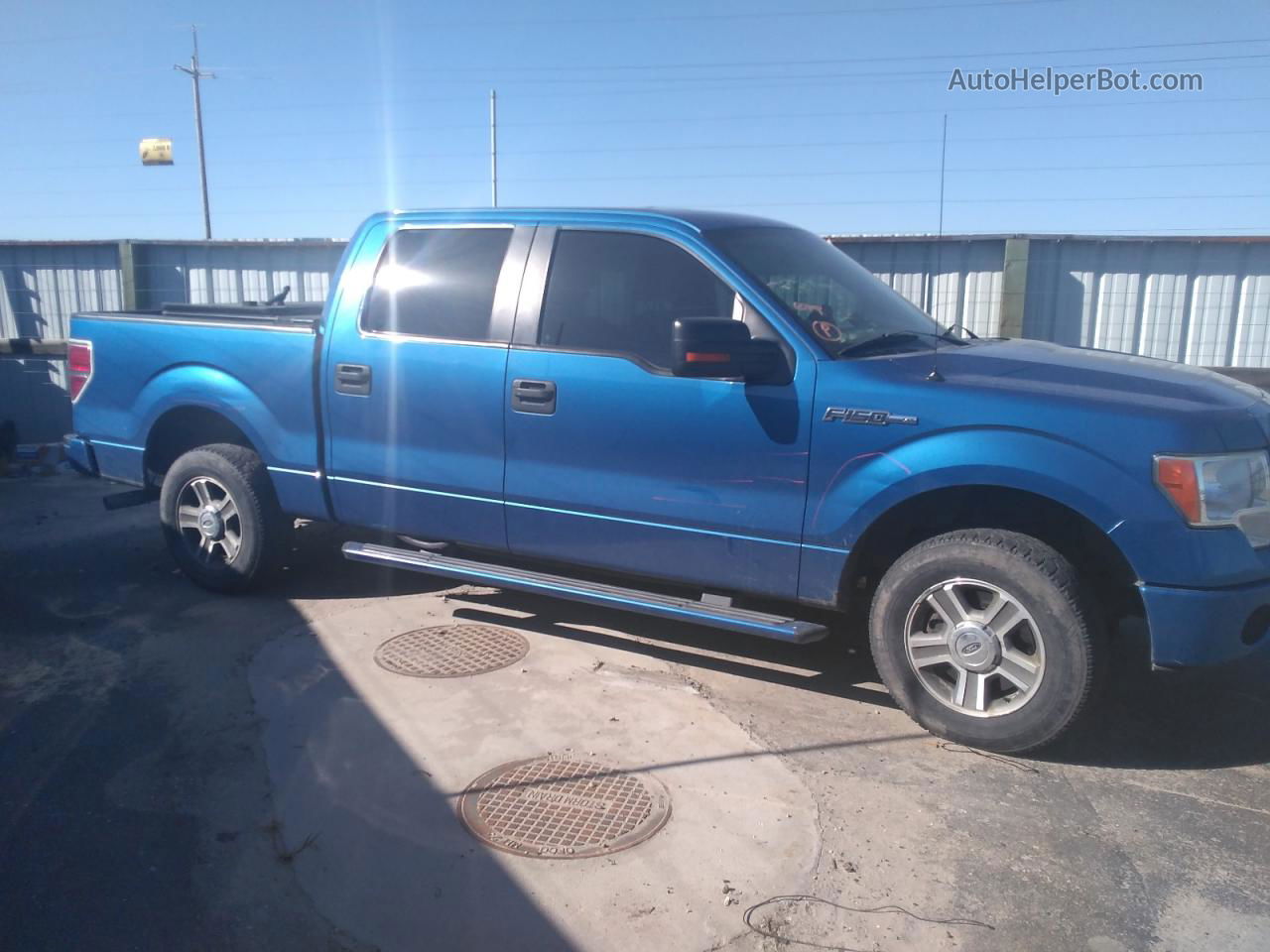 2011 Ford F150 Supercrew Blue vin: 1FTEW1CM9BKD65261