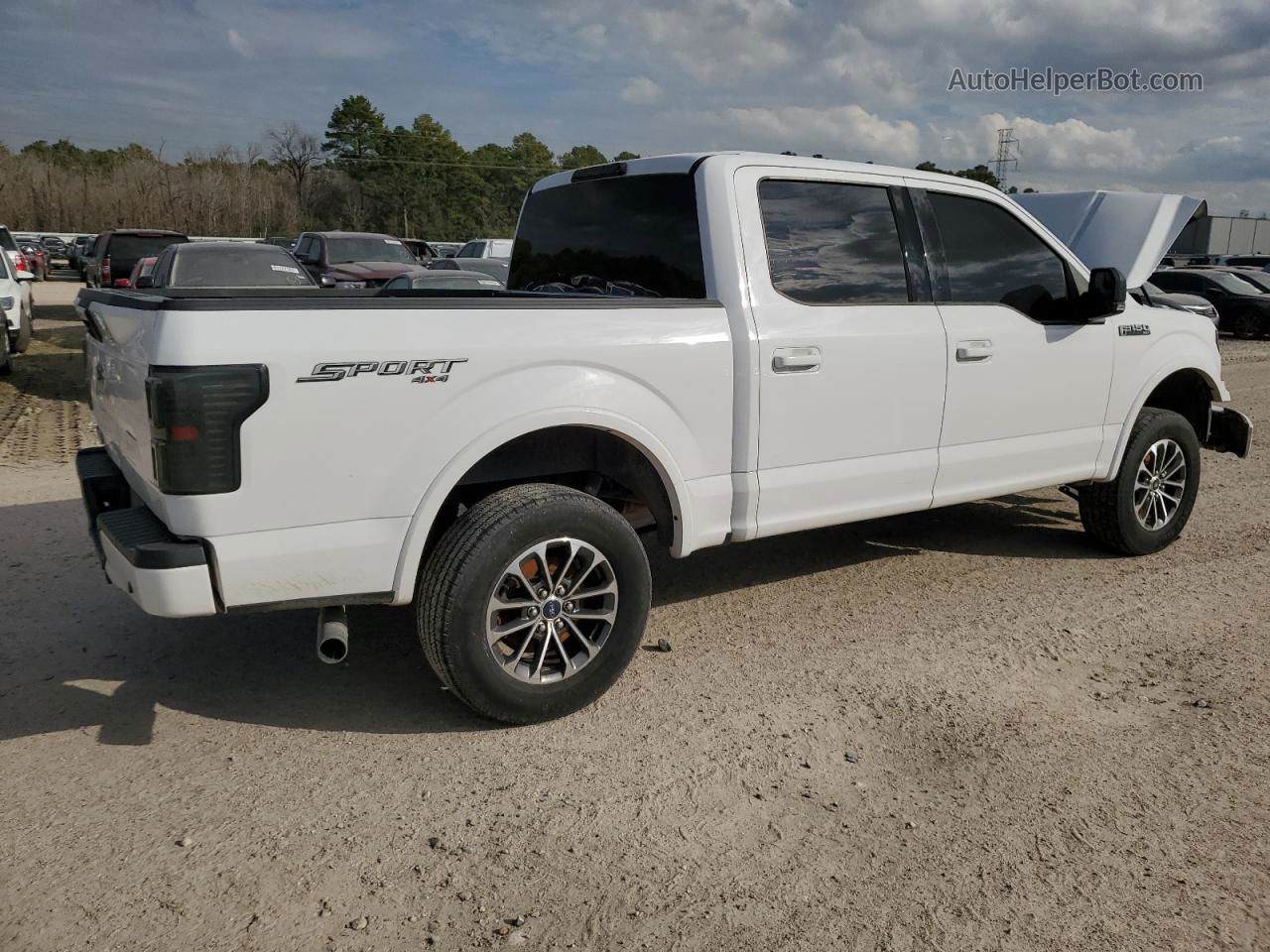 2018 Ford F150 Supercrew White vin: 1FTEW1E55JKF90930