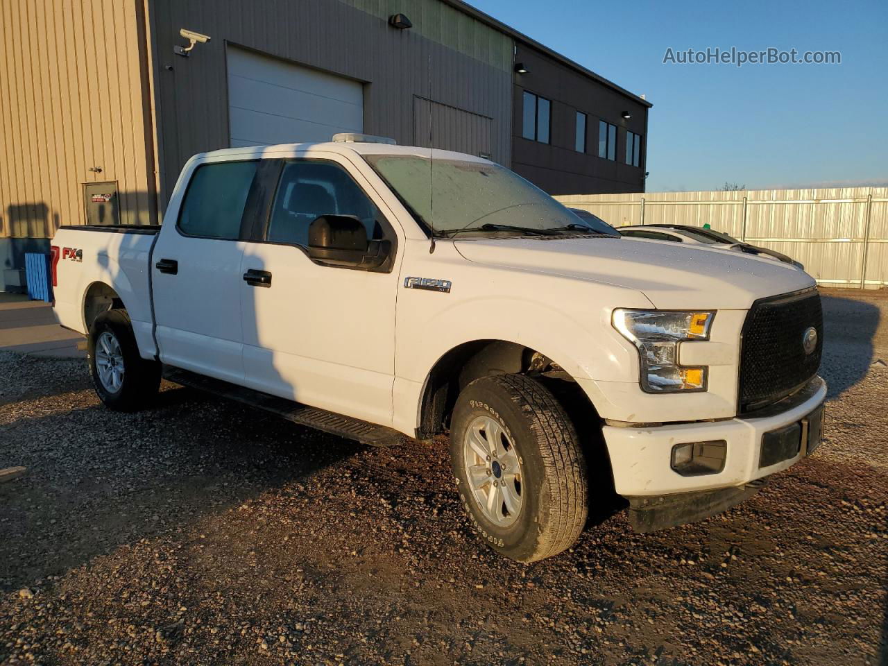 2017 Ford F150 Supercrew White vin: 1FTEW1EF2HKD08441