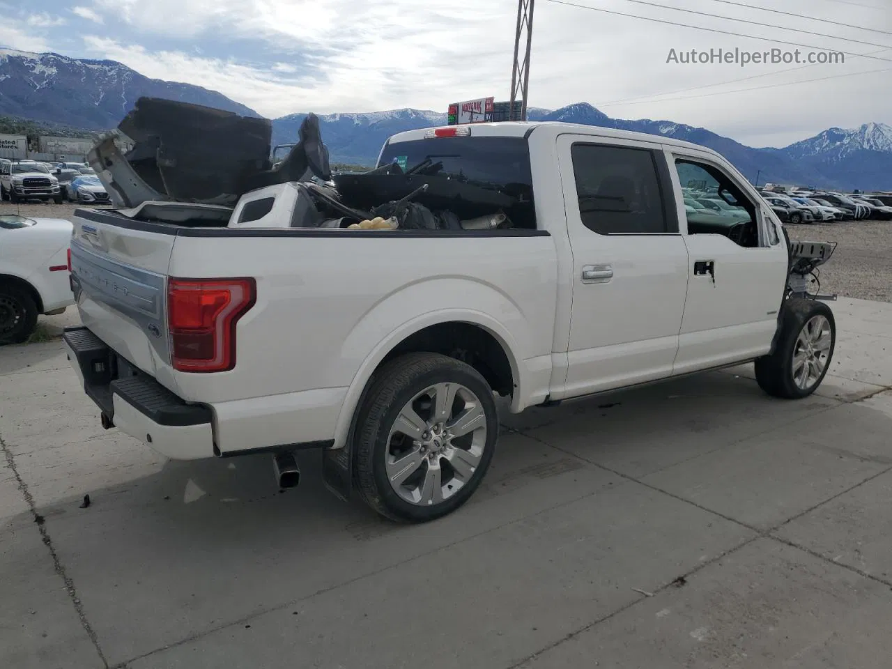 2017 Ford F150 Supercrew White vin: 1FTEW1EGXHFB83609