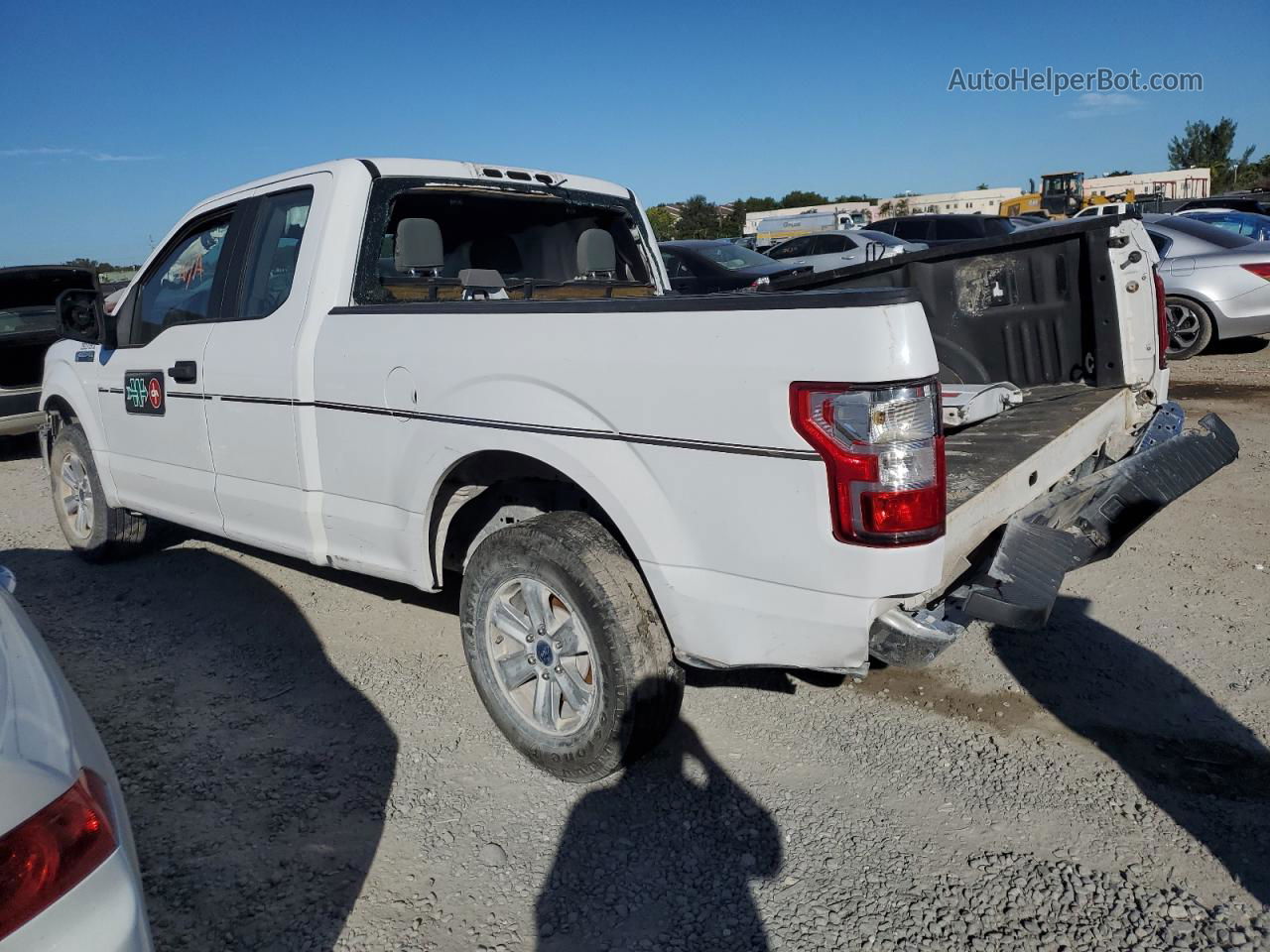 2019 Ford F150 Super Cab White vin: 1FTEX1C55KKD18878