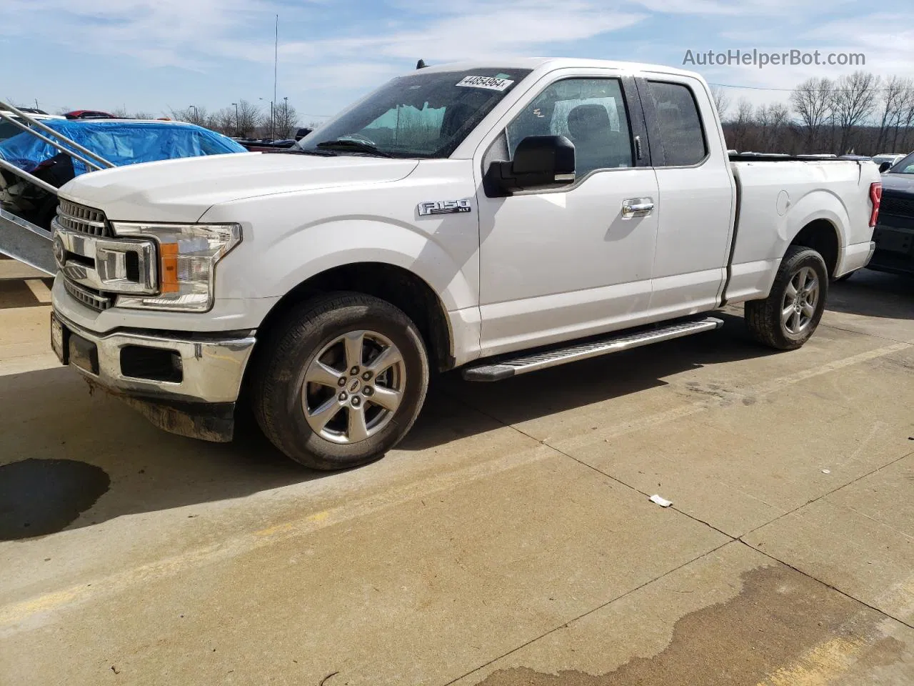 2019 Ford F150 Super Cab White vin: 1FTEX1C59KKE55922