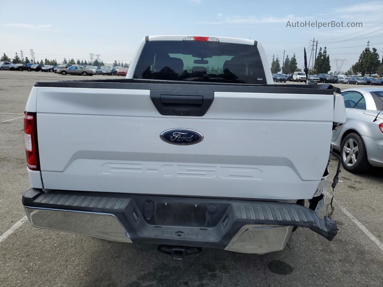 2019 Ford F150 Super Cab White vin: 1FTEX1CB2KKC24155