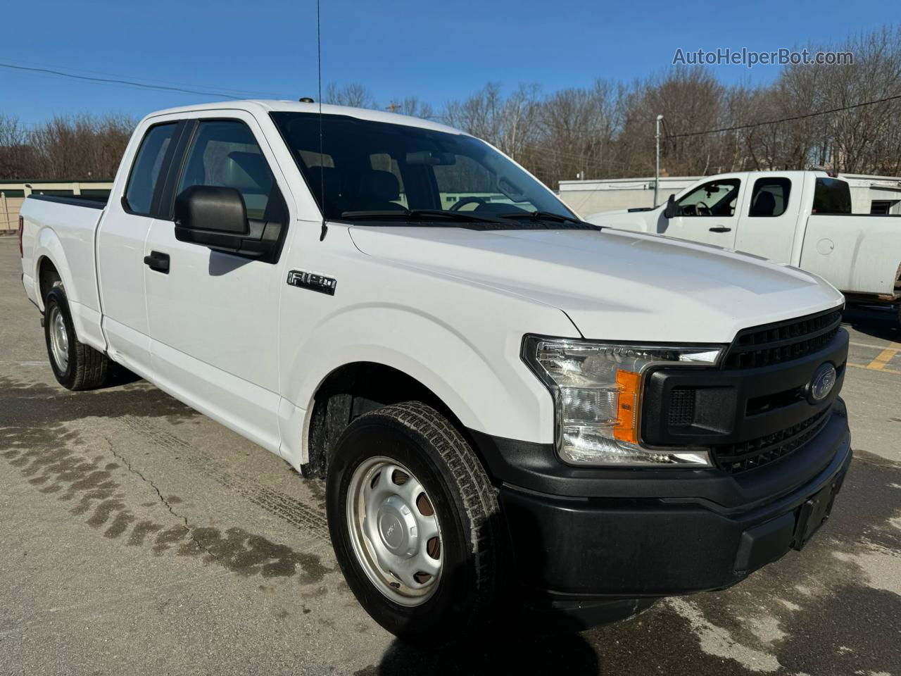 2019 Ford F150 Super Cab White vin: 1FTEX1CB8KKE67789