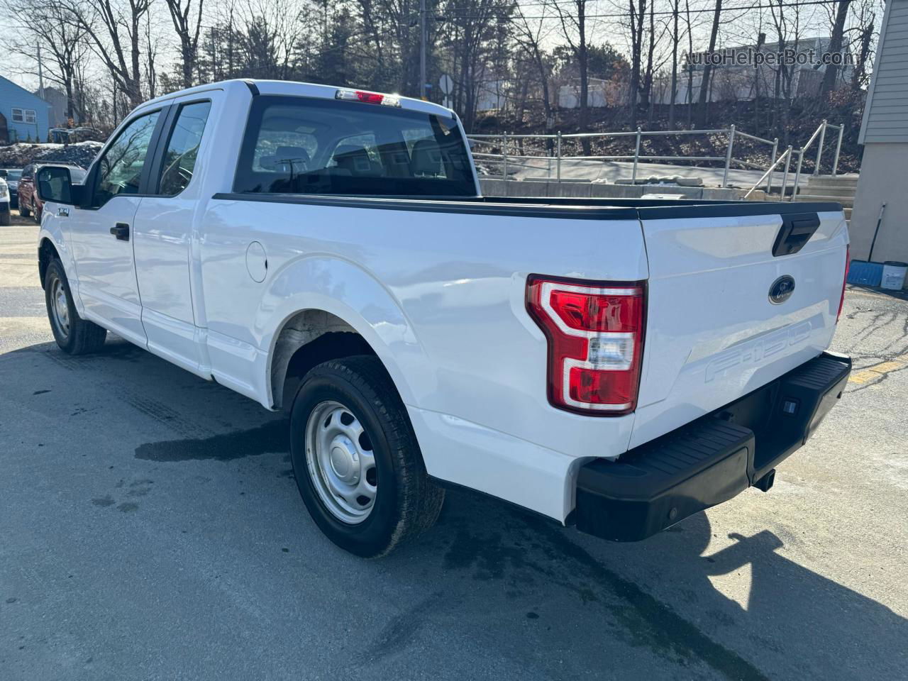 2019 Ford F150 Super Cab White vin: 1FTEX1CB8KKE67789