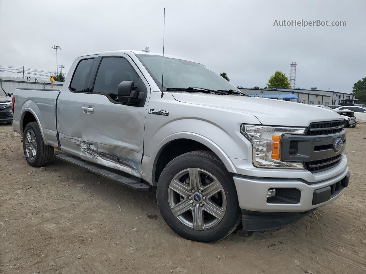 2018 Ford F150 Super Cab Silver vin: 1FTEX1CG7JKF99811