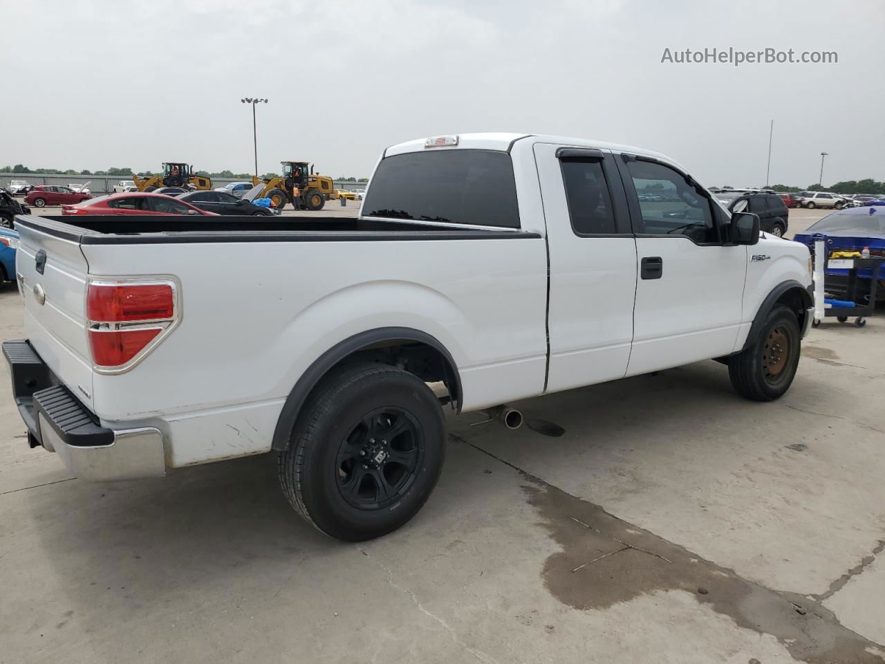 2011 Ford F150 Super Cab White vin: 1FTEX1CM1BFB65769